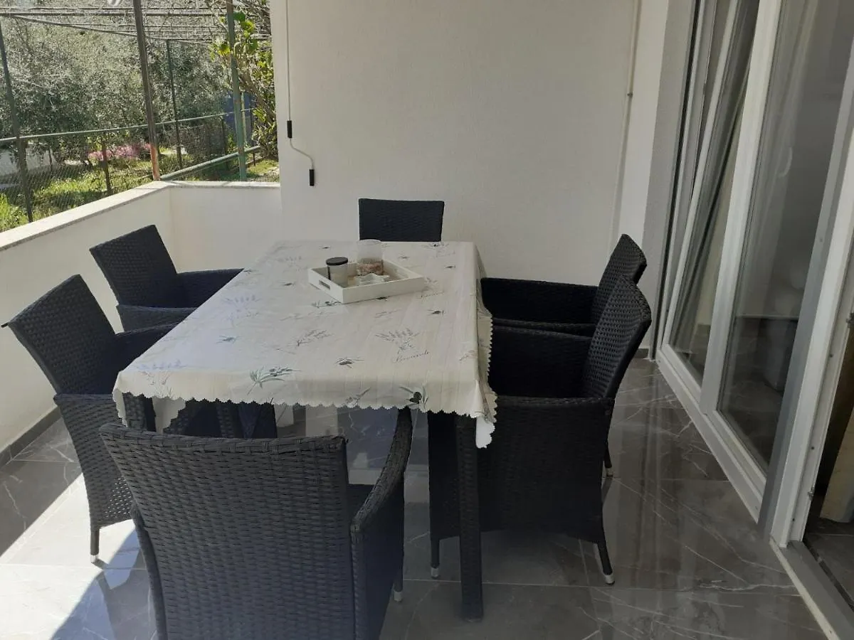 Apartment Pavel, Studio Apartman Privlaka  Croatia